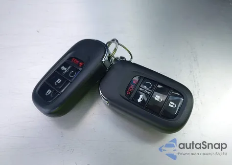 2025 Honda Civic Hybrid Sport/Sport Touring from USA, damaged, VIN 2HGFE4F82SH314894